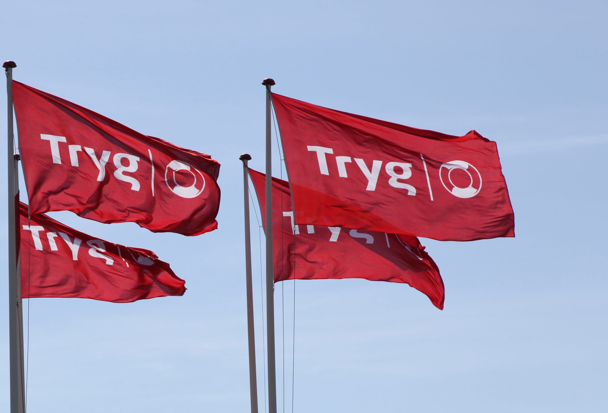 Tryg_HQ_Flag